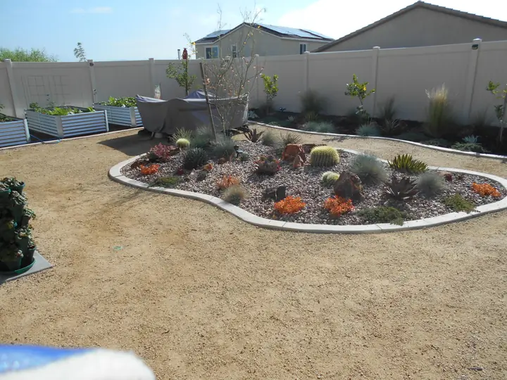 Drought Tolerant Island Bed Decomposed Granite Menifee Ca